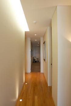 走廊和大厅照明